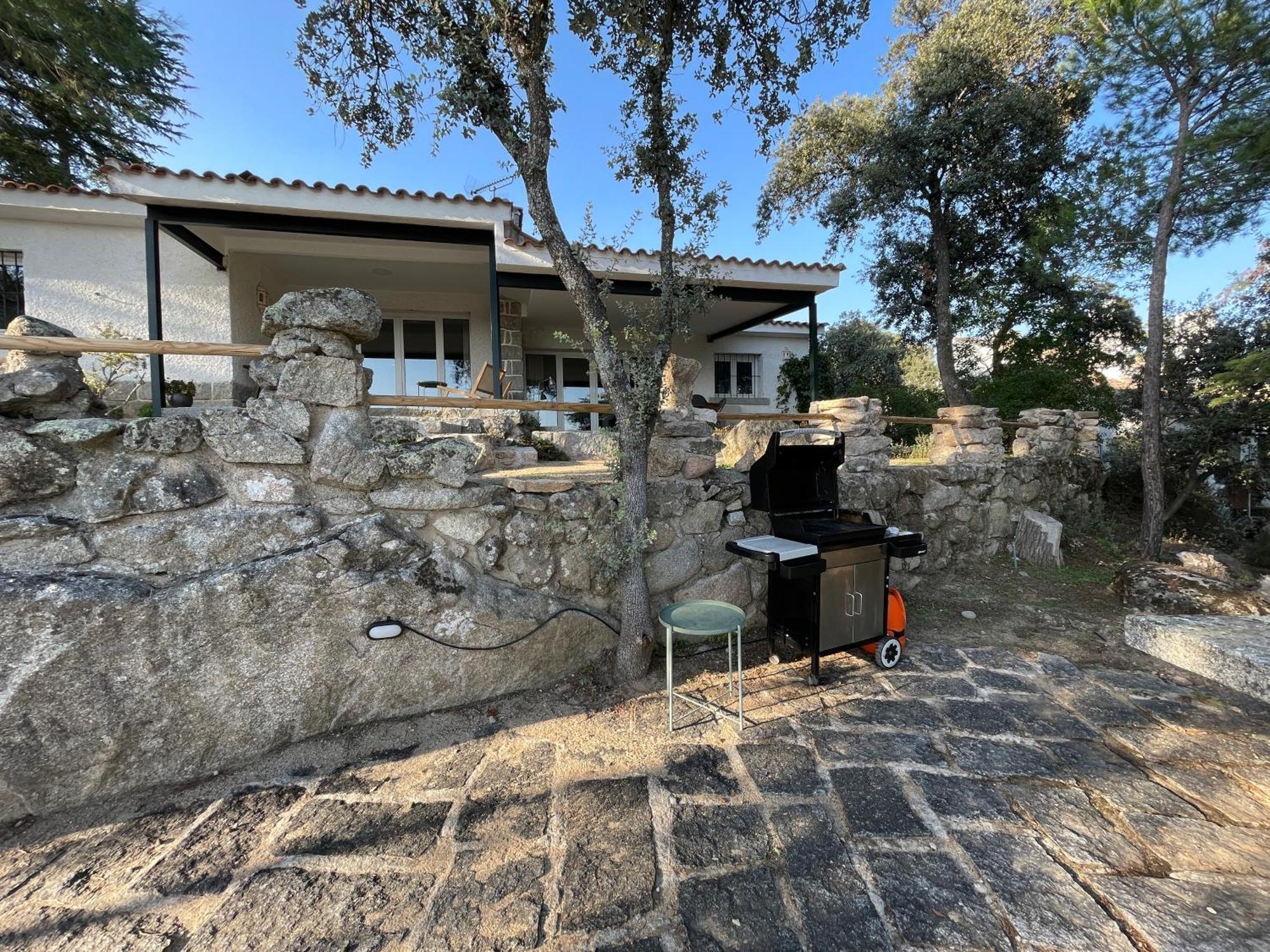 Chalet Con Piscina En Torrelodones Exterior foto